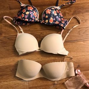 Victoria’s Secret Bra & Aerie Bra